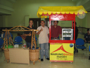 pikulan dawet dan gerobak Warung Bakso Mandiri