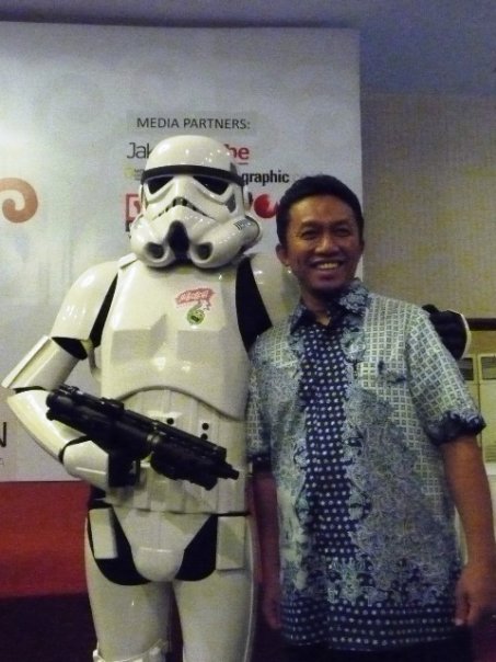 Ini foto pak Menteri TS